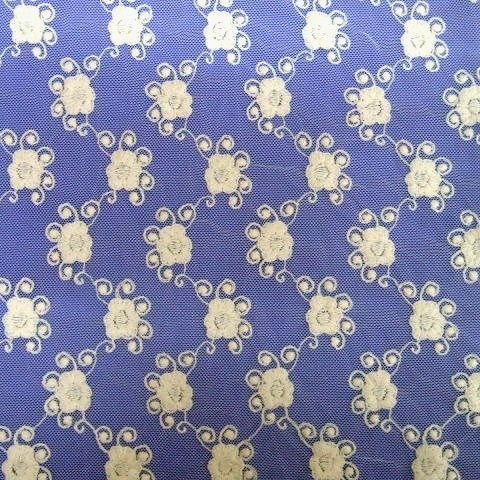 Lese tule bordado.JPG